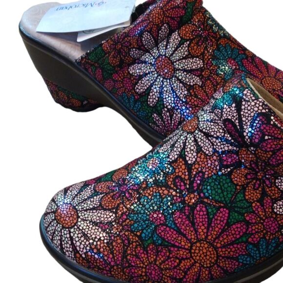 NWT Jambu Dali Floral Pink Bloom Microban Size 11 Clogs Mules Slip On Shoes - Picture 14 of 16